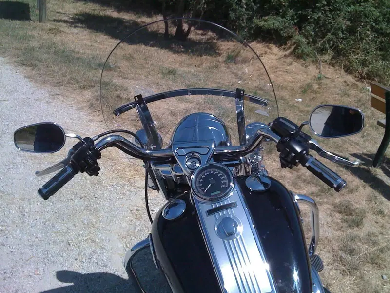 Harley-Davidson 1584 Road King Classic (2007 - 10) - FLHRC (8)