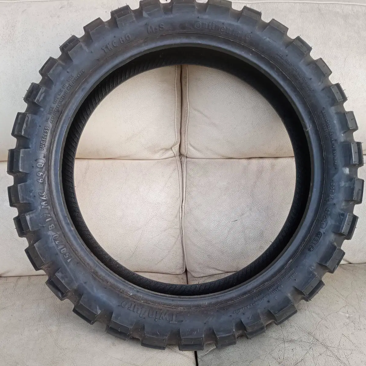 Pneumatico Continental Twinduro (5)