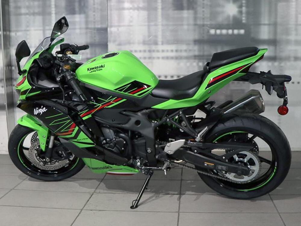 Kawasaki Ninja ZX-4RR (2024) (2)