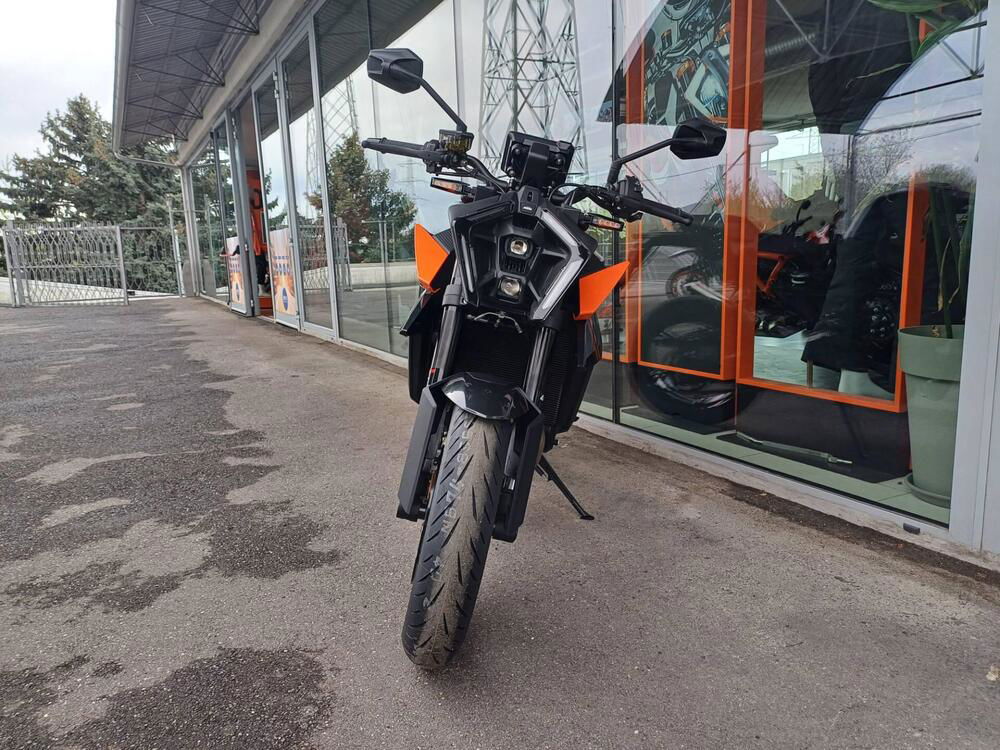 KTM 990 Duke (2024) (2)