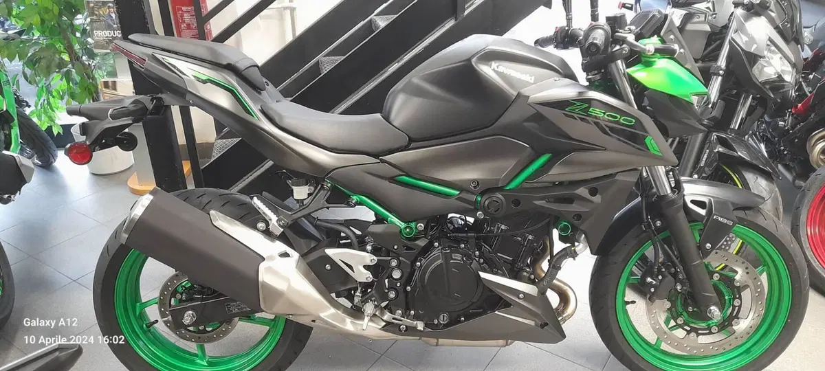 Kawasaki Z 500 SE (2024 - 26)