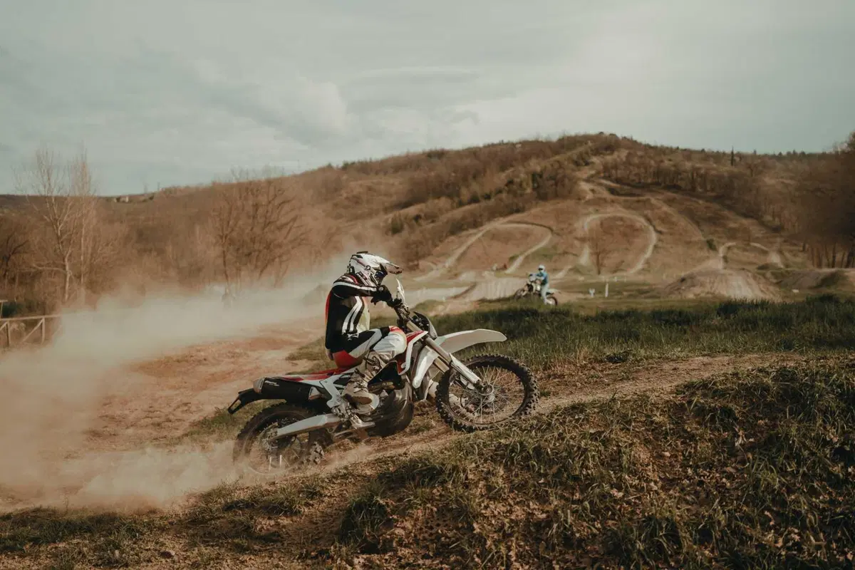 Iarno e il Perfetto a scuola di off-road: tutti a lezione alla Ride Academy di Alex Salvini (4)