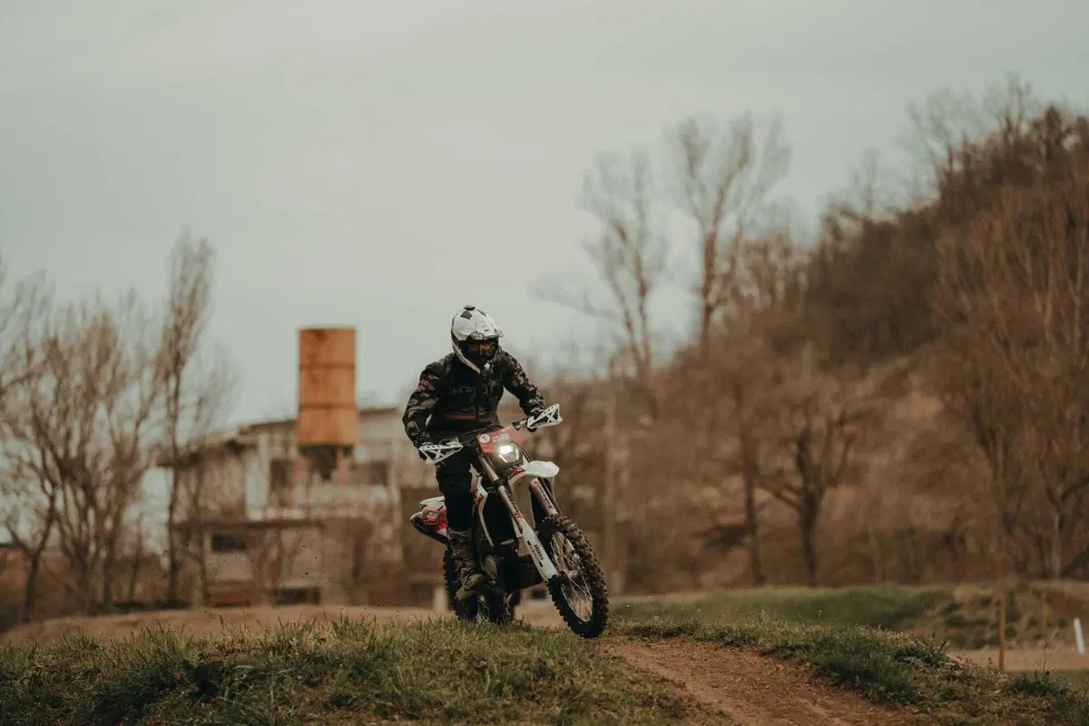 Iarno e il Perfetto a scuola di off-road: tutti a lezione alla Ride Academy di Alex Salvini (9)