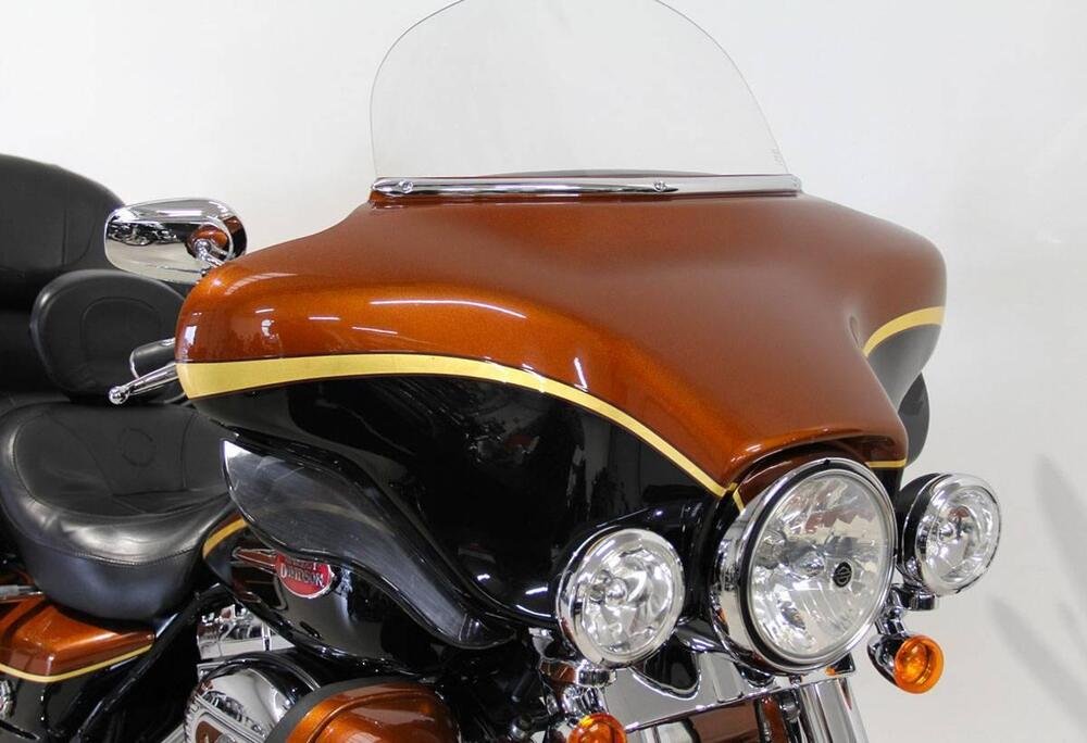 Harley-Davidson 1800 Electra Glide Ultra Classic (2009 - 11) - FLHTCUSE (5)
