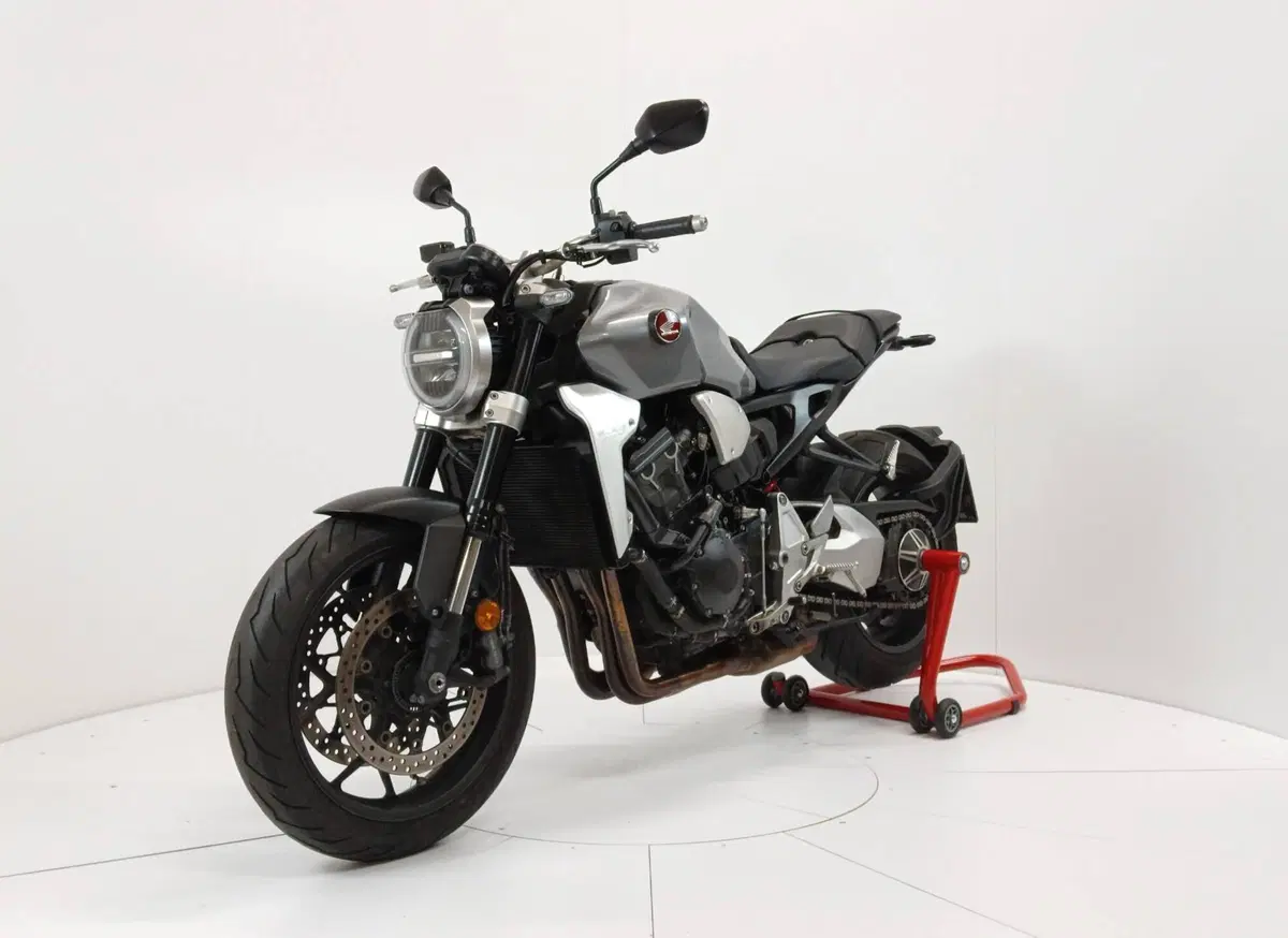 Honda CB 1000 R + Neo Sport Cafè (2019 - 20) (4)