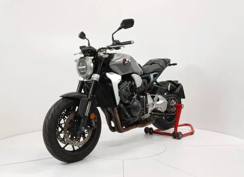 Honda CB 1000 R + Neo Sport Cafè (2019 - 20) (4)