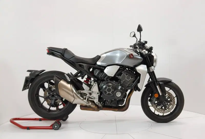 Honda CB 1000 R + Neo Sport Cafè (2019 - 20)