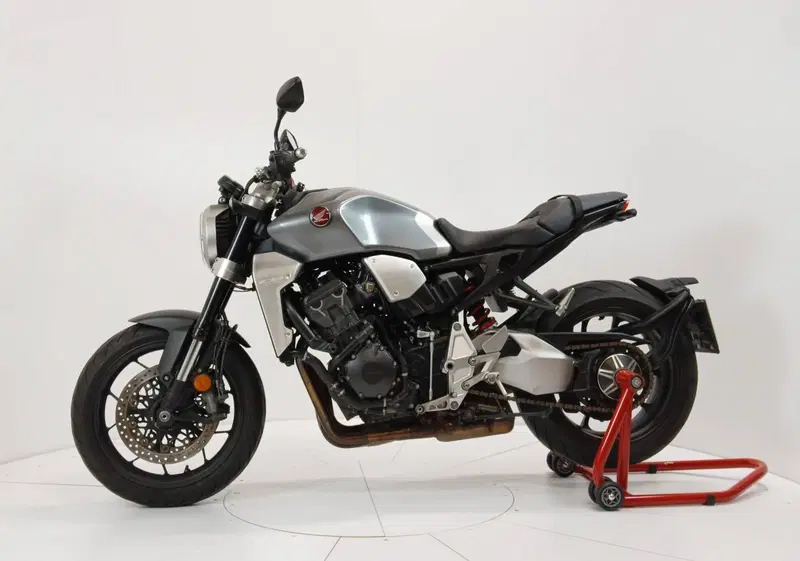 Honda CB 1000 R + Neo Sport Cafè (2019 - 20) (2)