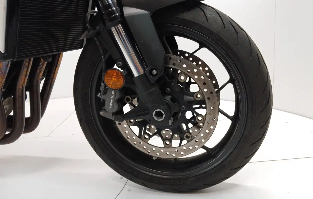 Honda CB 1000 R + Neo Sport Cafè (2019 - 20) (9)