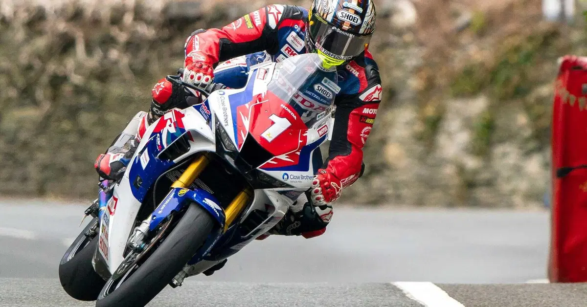 Ecco i 20 top rider di Superbike, Superstock e Senior TT del Tourist Trophy 2024