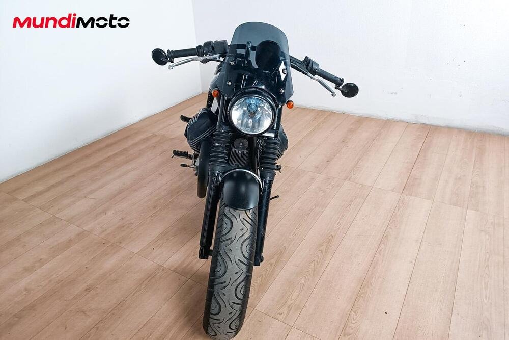 Moto Guzzi V9 Bobber Sport (2019 - 20) (5)