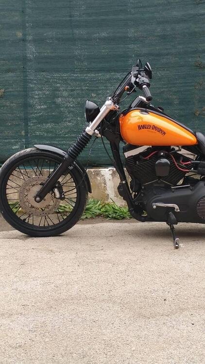 Harley-Davidson 1584 Super Glide Custom (2008 - 13) - FXDC (2)