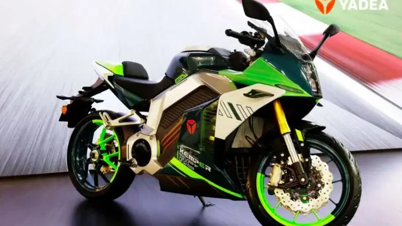 Yadea Kemper RC: la sportiva elettrica per patente A2. Ecco com'&egrave; fatta