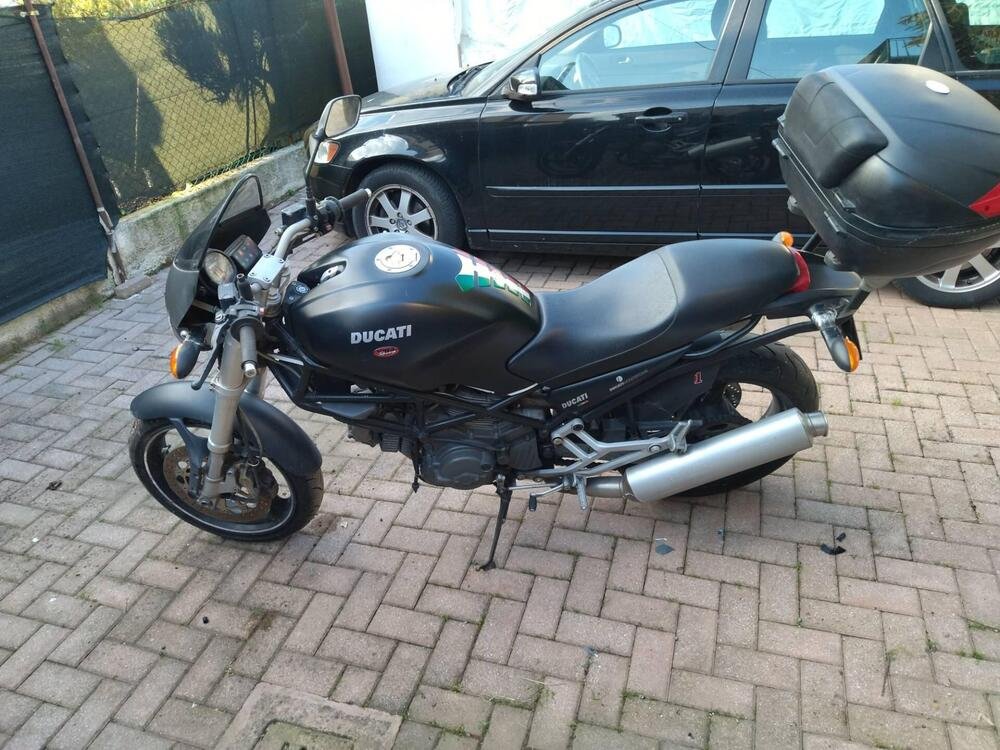 Ducati Monster 600 (4)