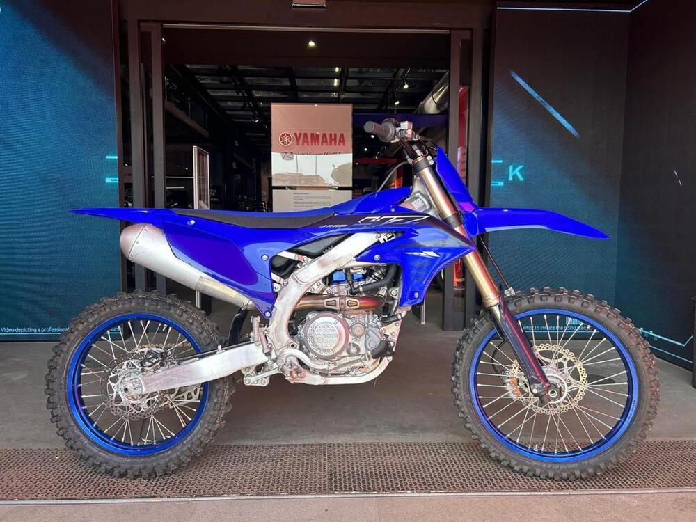 Yamaha YZ 450 F (2023)