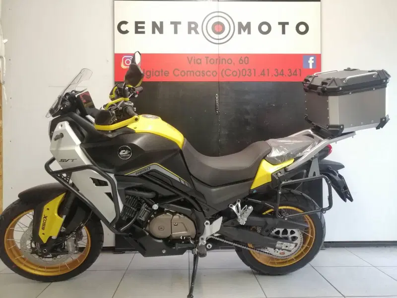 QJ Motor SVT 650 X (2024) (5)