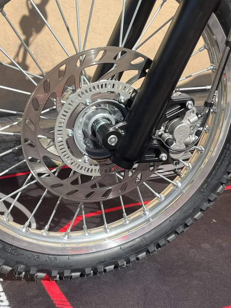 Betamotor Alp 4.0 (2024 - 26) (16)