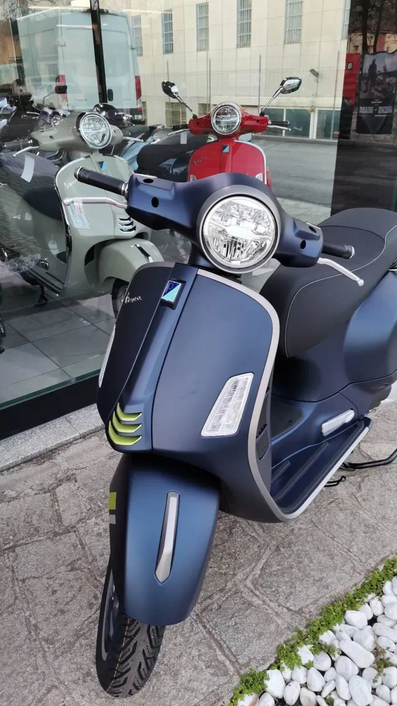 Vespa GTS 310 Supertech (2025 - 26) (2)