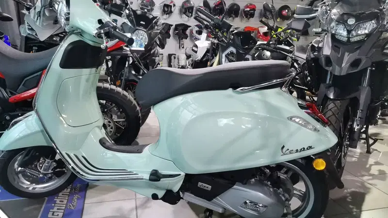 Vespa Primavera 125 (2024 - 25) (7)