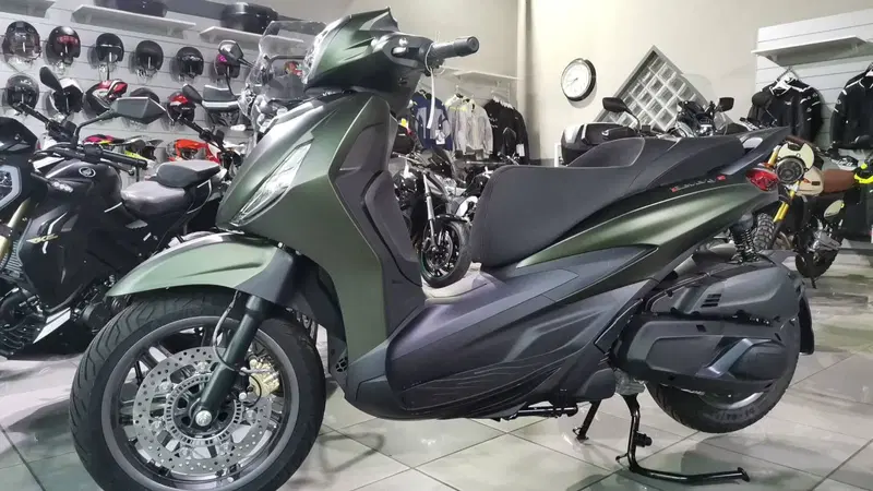 Piaggio Beverly 400 S (2025 - 26)