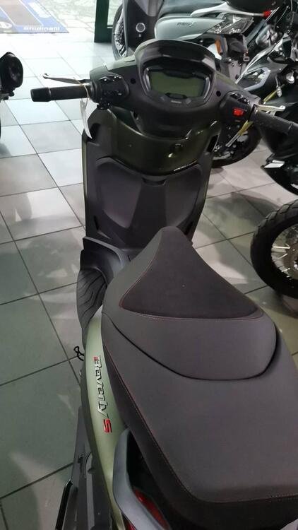 Piaggio Beverly 400 S ABS-ASR (2021 - 24) (3)