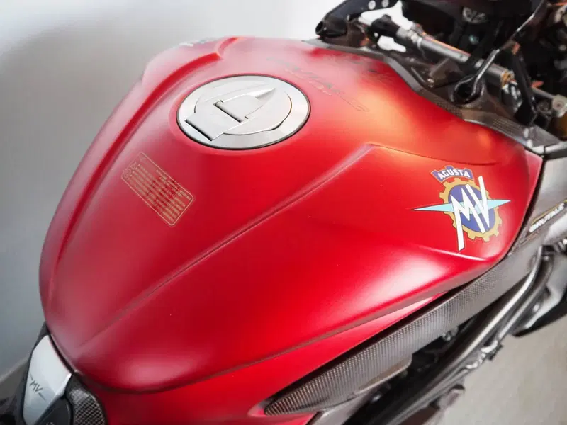 MV Agusta Brutale 1000 Serie Oro (2019 - 20) (6)