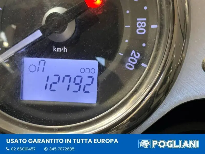 Triumph Bonneville T100 (2017 - 20) (4)