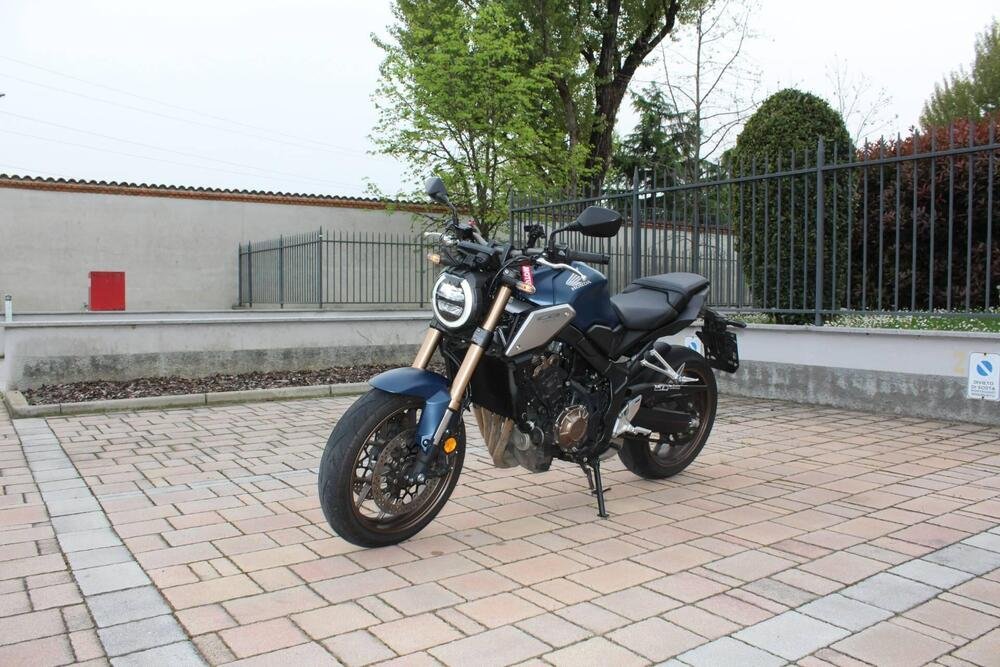 Honda CB 650 R (2021 - 23) (3)