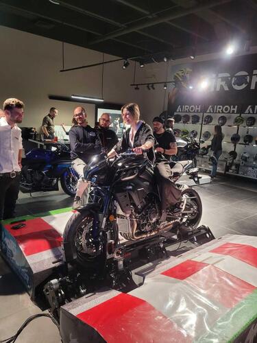 MT-09 Night, grande successo da Yamaha D&G  (4)