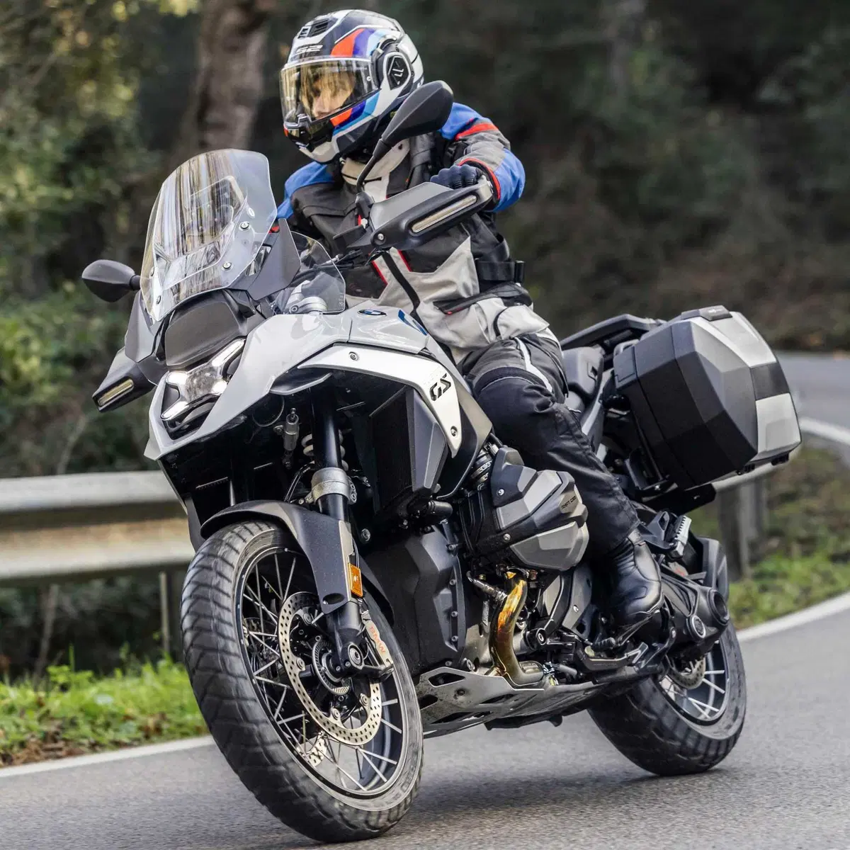 SHAD presenta le nuove valigie SH38X Expandable (9)