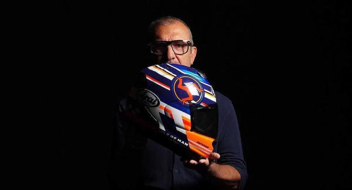 Il casco del Tourist Trophy: ARAI RX-7V EVO Isle of Man TT Limited Edition (10)