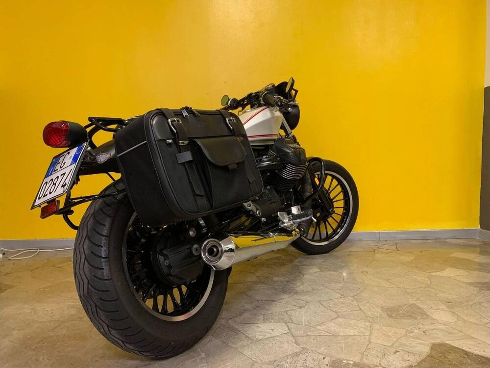 Moto Guzzi V9 Roamer (2016 - 18) (4)