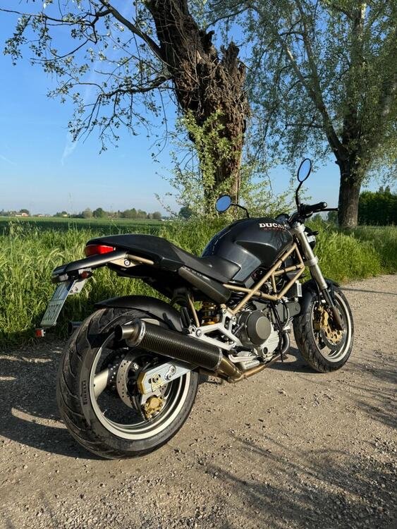 Ducati Monster M900 (3)