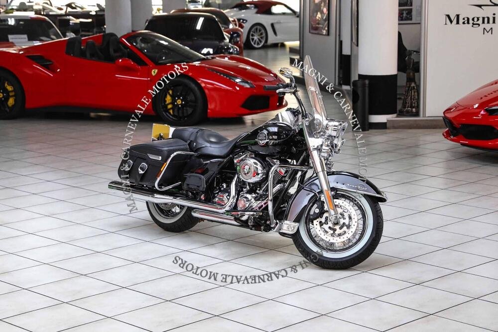 Harley-Davidson 1584 Road King Classic (2007 - 10) - FLHRC (3)