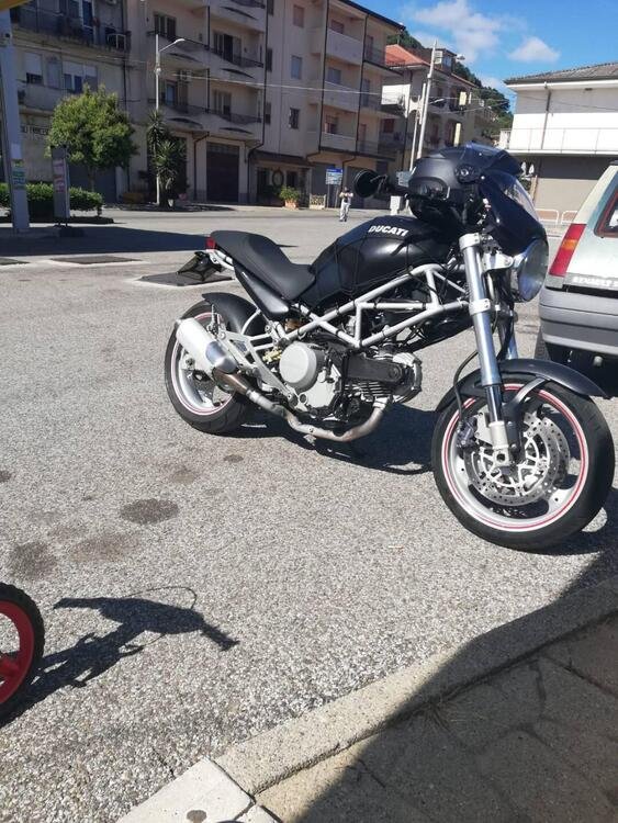 Ducati Monster 600 Dark (1998 - 01)