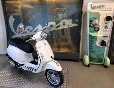 Vespa Primavera 125 (2024 - 25) nuova