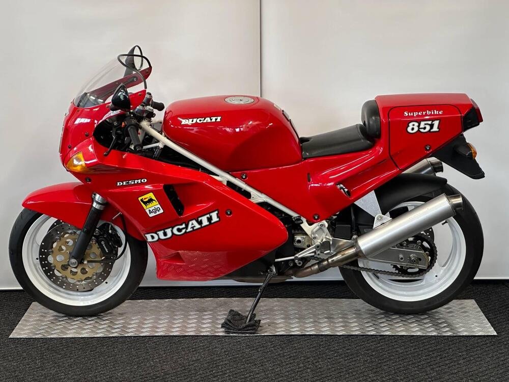 Ducati 851 Superbike (1988 - 89) (2)