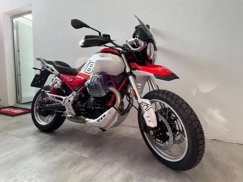 Moto Guzzi V85 TT (2024 - 26) (3)