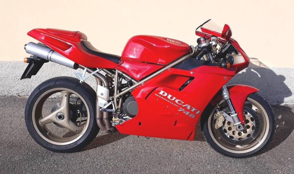 Ducati 748 Biposto (1995 - 97)