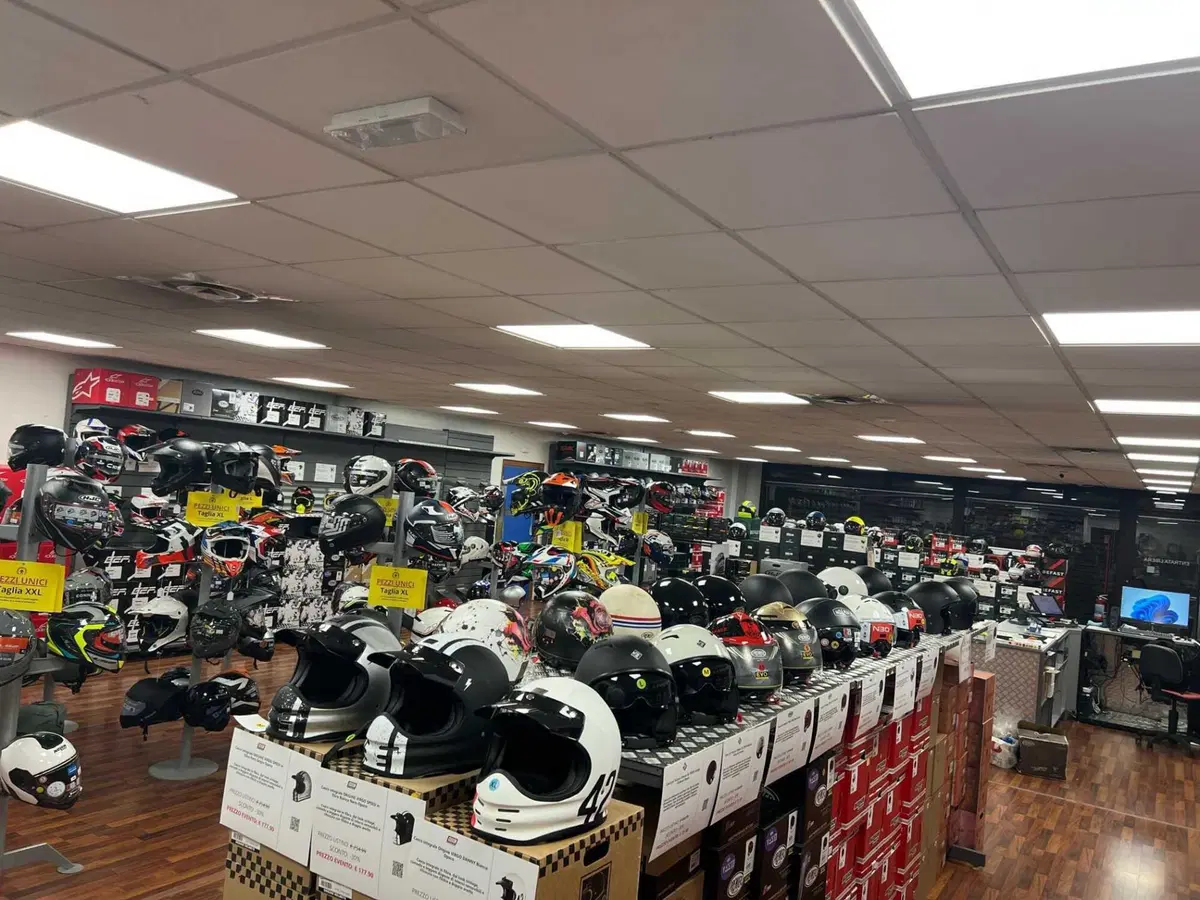 Motoabbigliamento: il Temporary Store di Monza