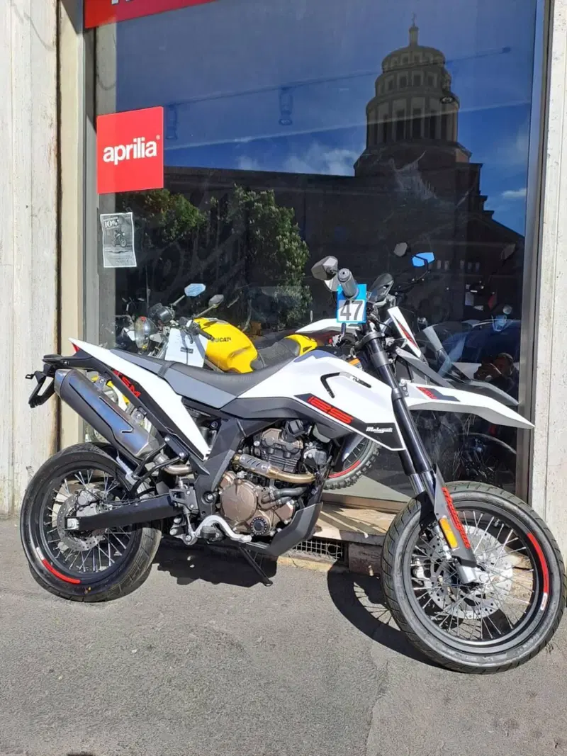 Malaguti XSM 125 (2021 - 26) (3)