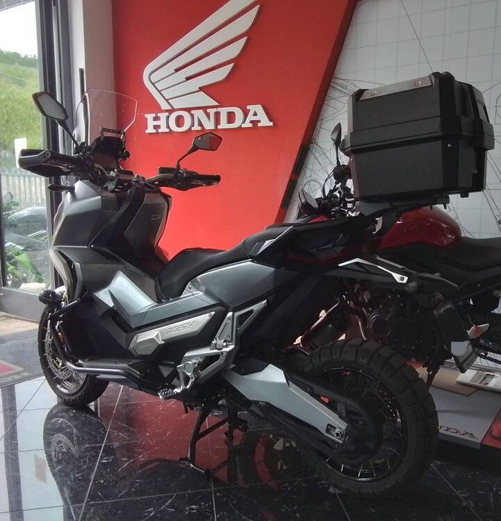 Honda X-ADV 750 (2017) (4)
