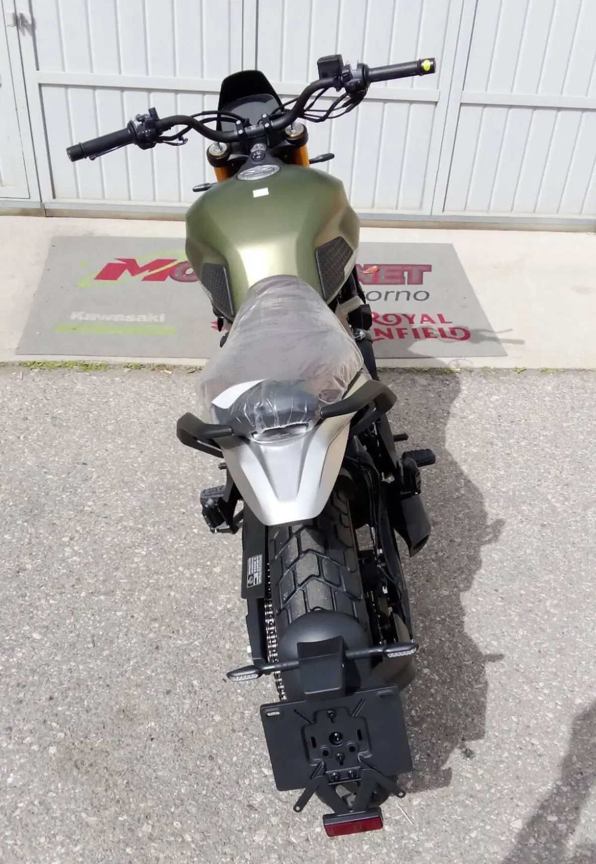 Moto Morini SEIEMMEZZO SCR (2022 - 26) (6)