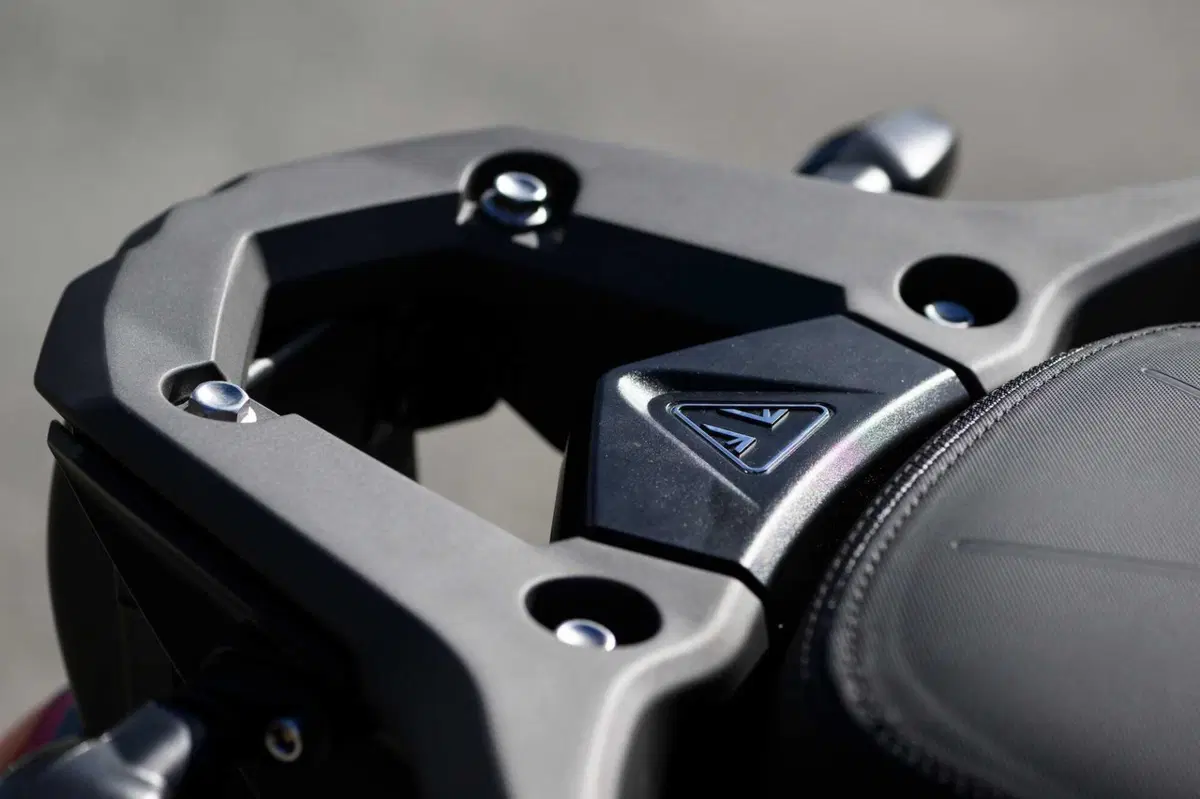 Gamma Triumph Tiger 1200 2024: una per tutti (17)