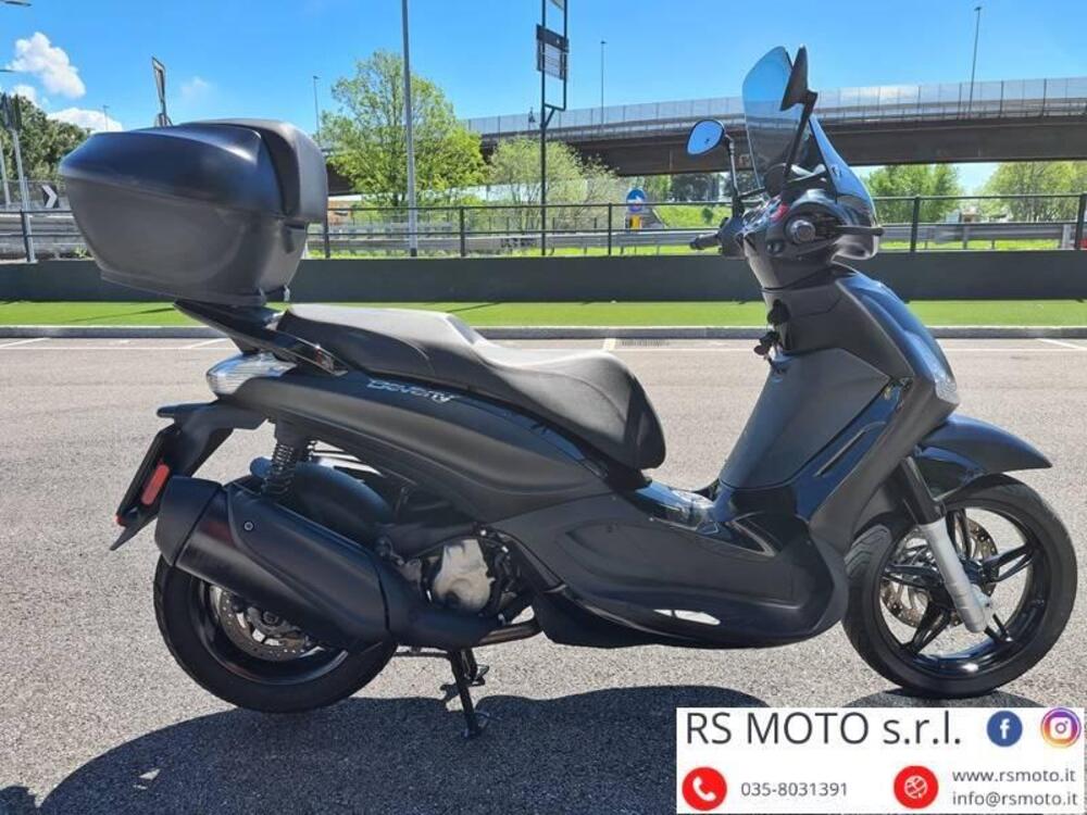 Piaggio Beverly 350 ABS (2016 - 20) (2)