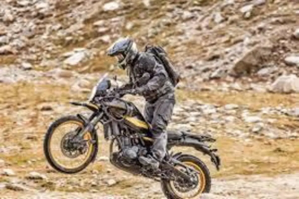 Royal Enfield Himalayan 450 (2024 - 26) (3)