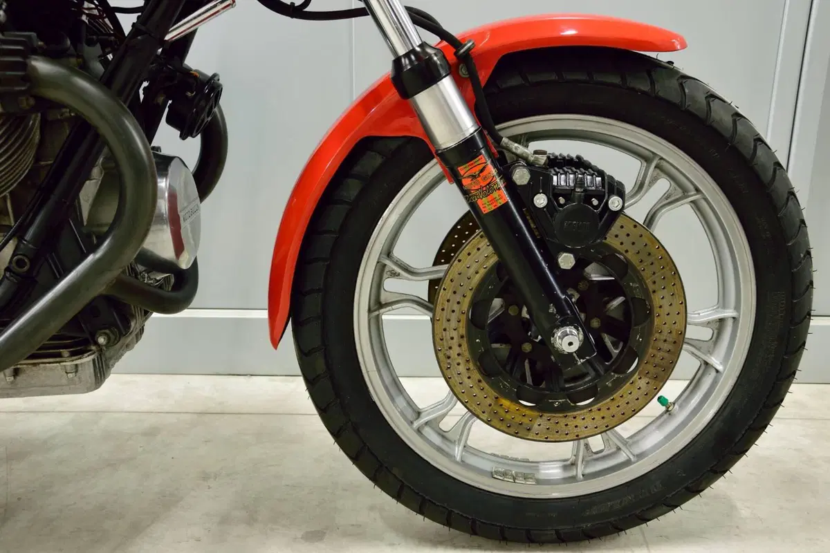 Moto Guzzi 850 Le Mans (10)