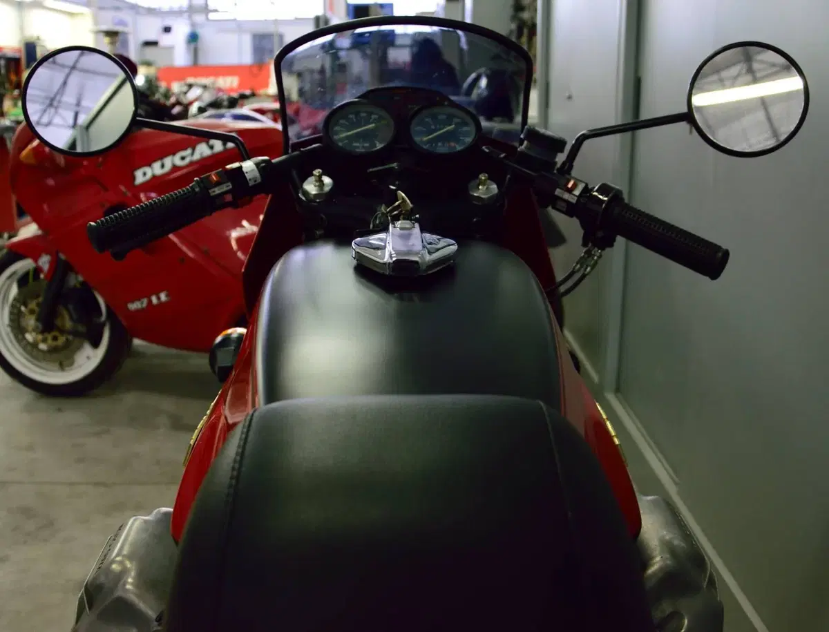 Moto Guzzi 850 Le Mans (15)