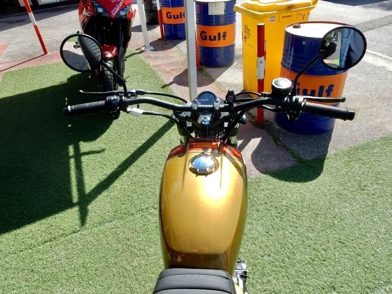 Brixton Motorcycles Cromwell 250 (2021 - 25) (11)