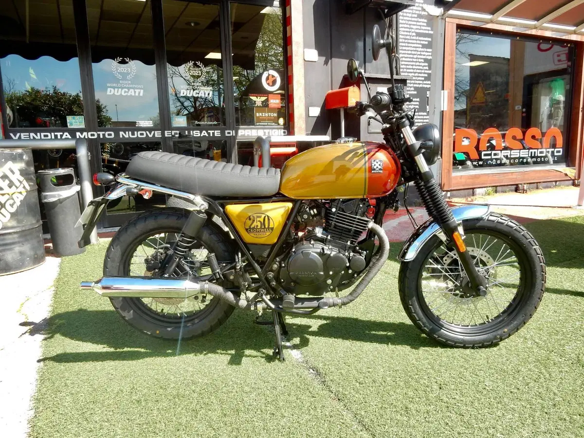Brixton Motorcycles Cromwell 250 (2021 - 25) (15)